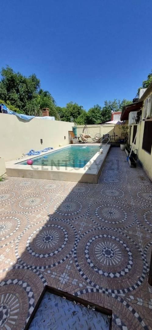 CASA EN VENTA -SAN VICENTE CENTRO-
