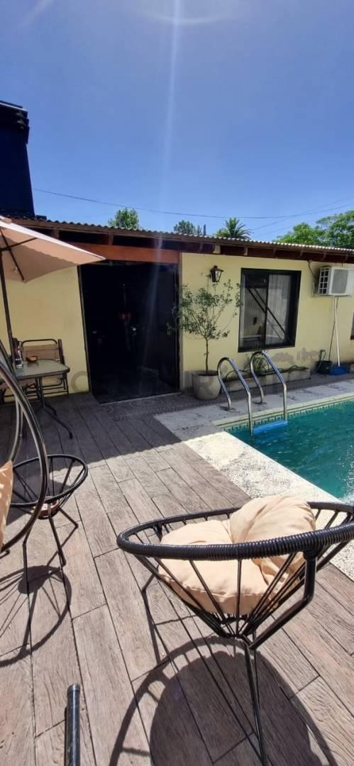 Foto de CASA EN VENTA -SAN VICENTE CENTRO-, imagen 2