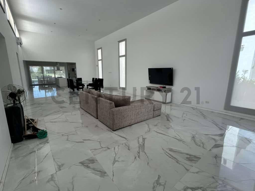 Foto de CASA EN VENTA TERRALAGOS SECTOR PLAZA. EZEIZA-CANNING, imagen 5