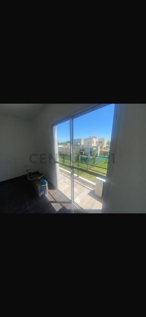 Foto de CASA EN VENTA EN LAGUNA AZUL. APTO CREDITO, imagen 3