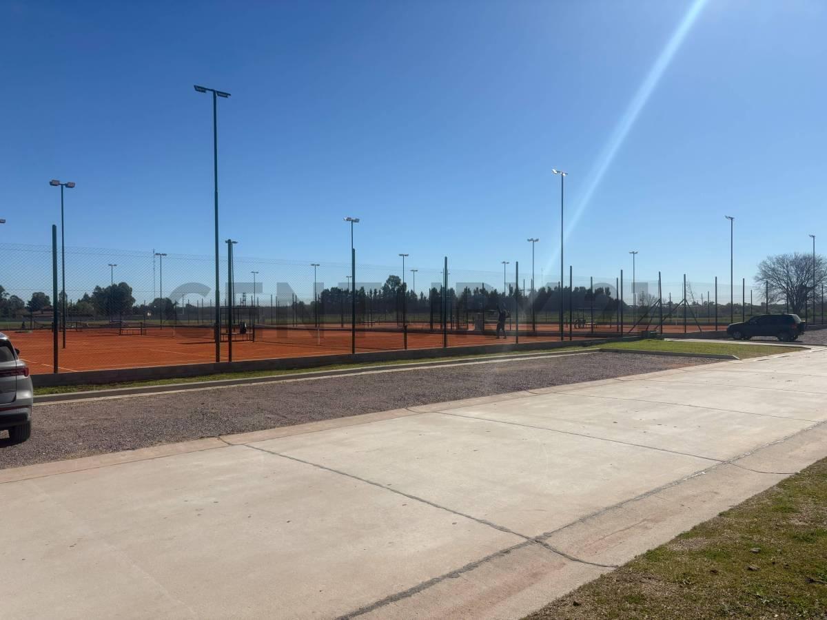 Foto de VENTA TERRENO EN SAINT THOMAS CHICO 1.000M2, imagen 1