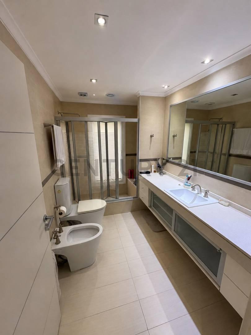 Foto de VENTA CASA DE 5 AMB SAINT THOMAS ESTE-OESTE, imagen 5