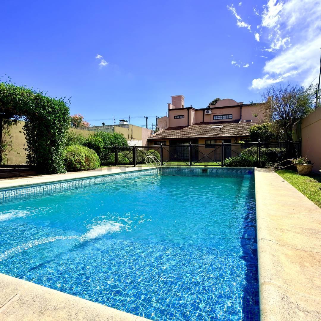 Foto de CASA A LA VENTA SAN VICENTE CENTRO - APTA CREDITO, imagen 1