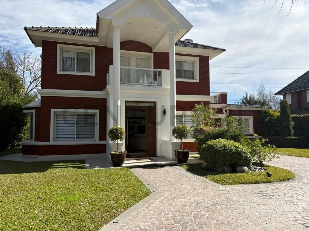 Foto de VENTA CASA 6 AMB - BARRIO SOLAR DEL BOSQUE, CON ESCRITURA - CANNING, imagen 1