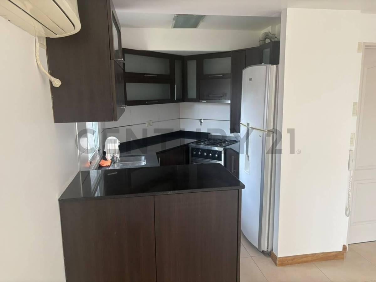 Foto de VENTA DEPARTAMENTO TIPO DUPLEX 3 AMB CON COCHERA - LA VIEJA ESTACION, imagen 4