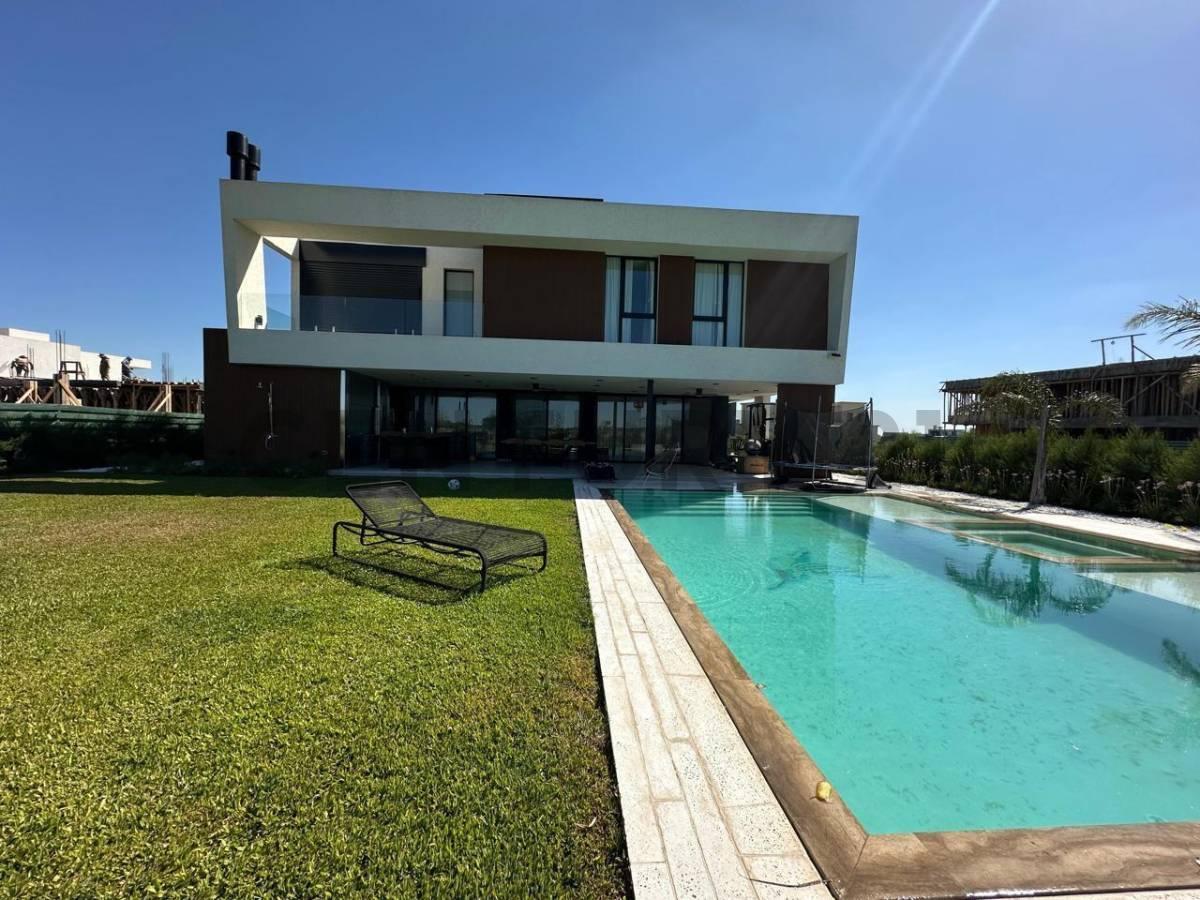 Foto de VENTA CASA TERRALAGOS 8 AMB - CANNING, imagen 5