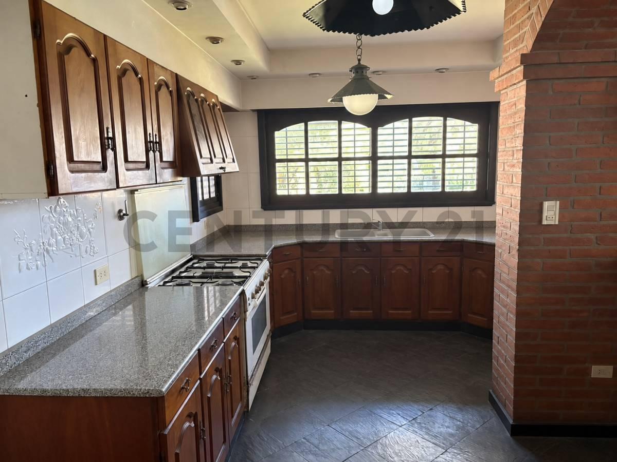 Foto de VENTA CHALET 6 AMBIENTES – TAPIALES, imagen 4