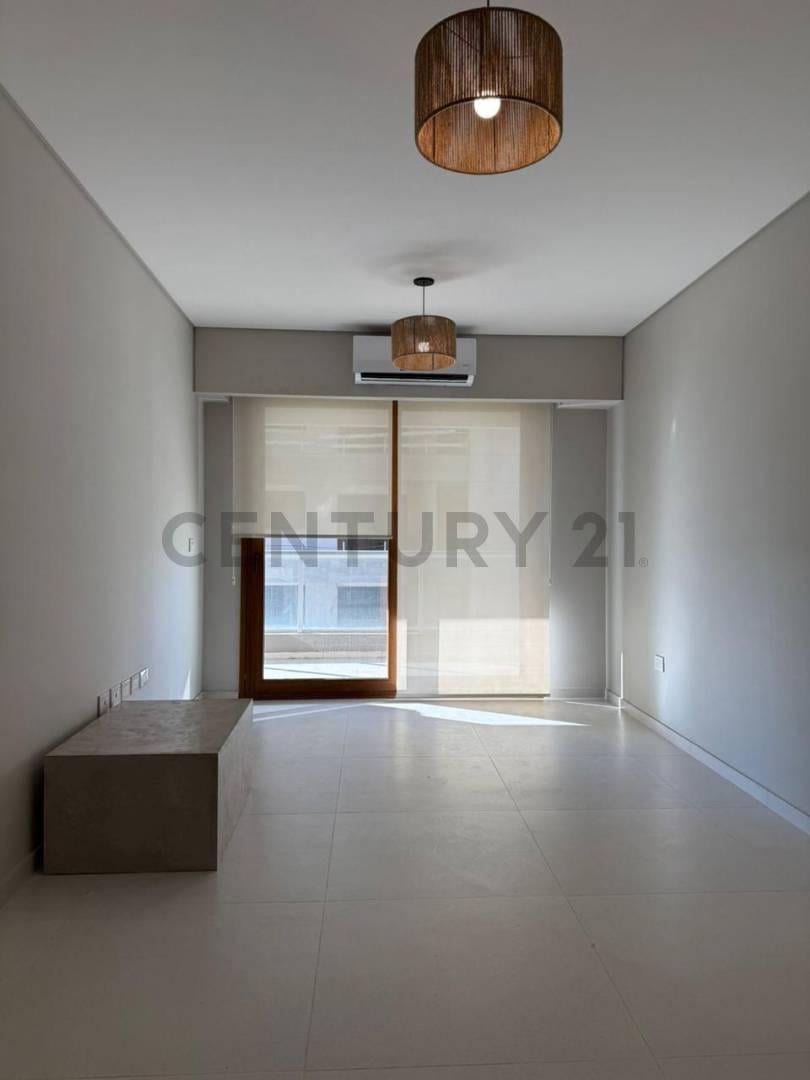 Foto de Departamento Dos ambiente en alquiler - Canning Park, imagen 3