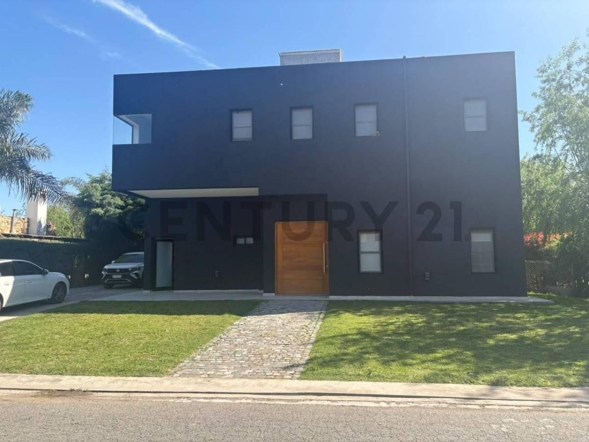 Foto de VENTA CASA A TERMINAR EN CENTAURO 4 AMB - CANNING APTO CREDITO, imagen 1