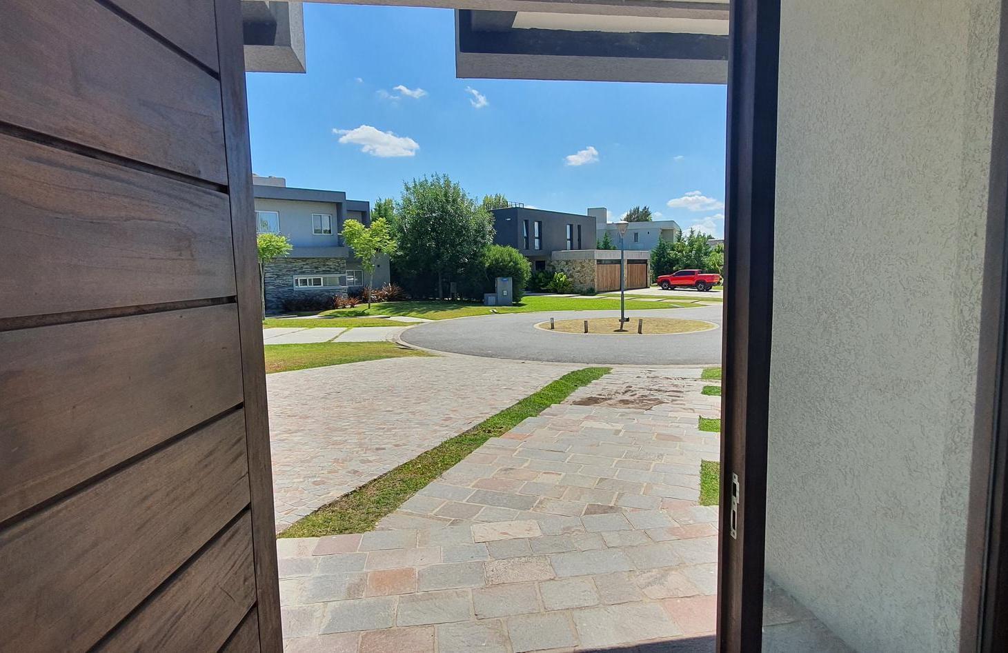 Foto de Casa en venta en Canning, imagen 1