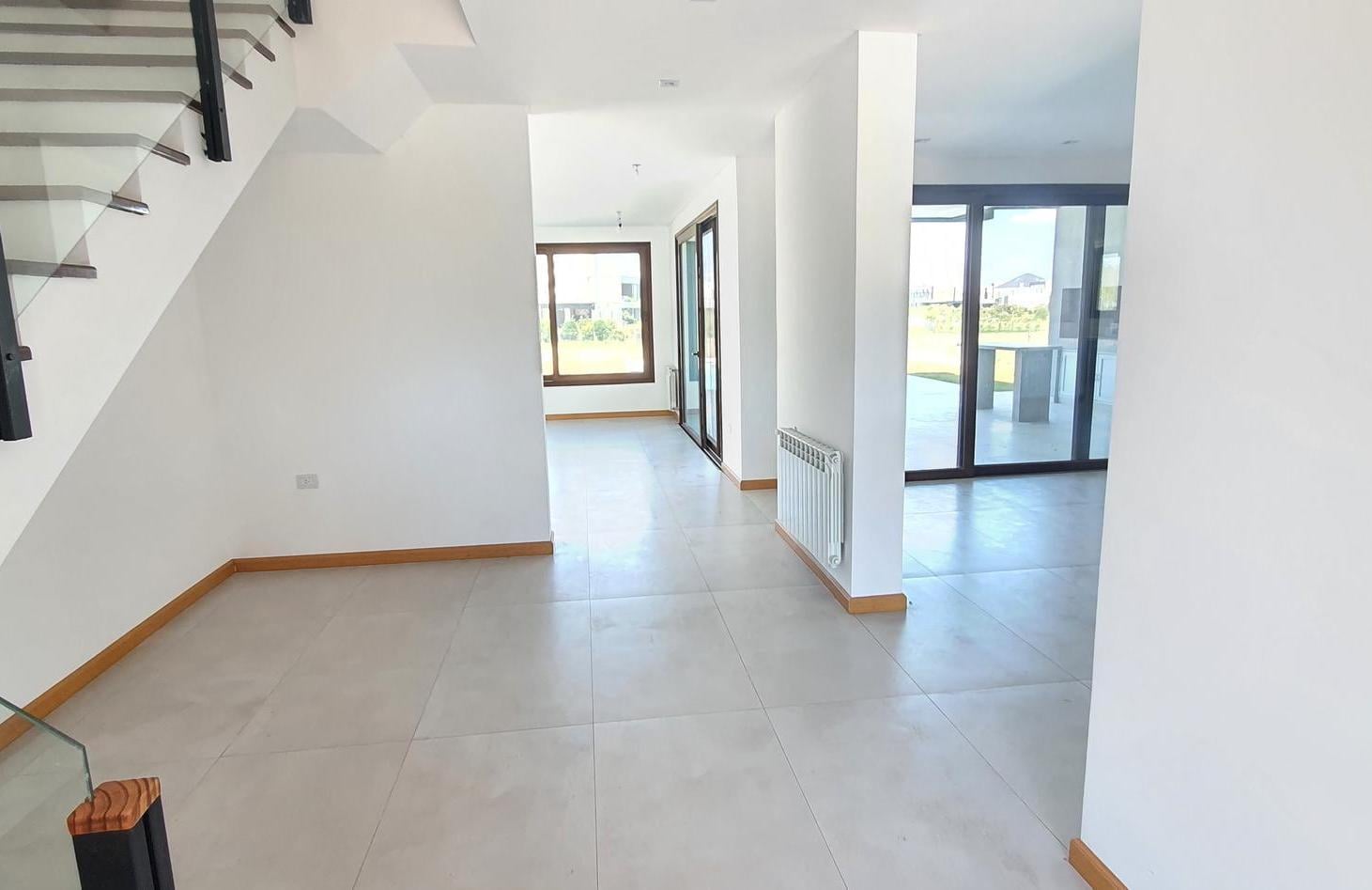 Foto de Casa en venta en Canning, imagen 2
