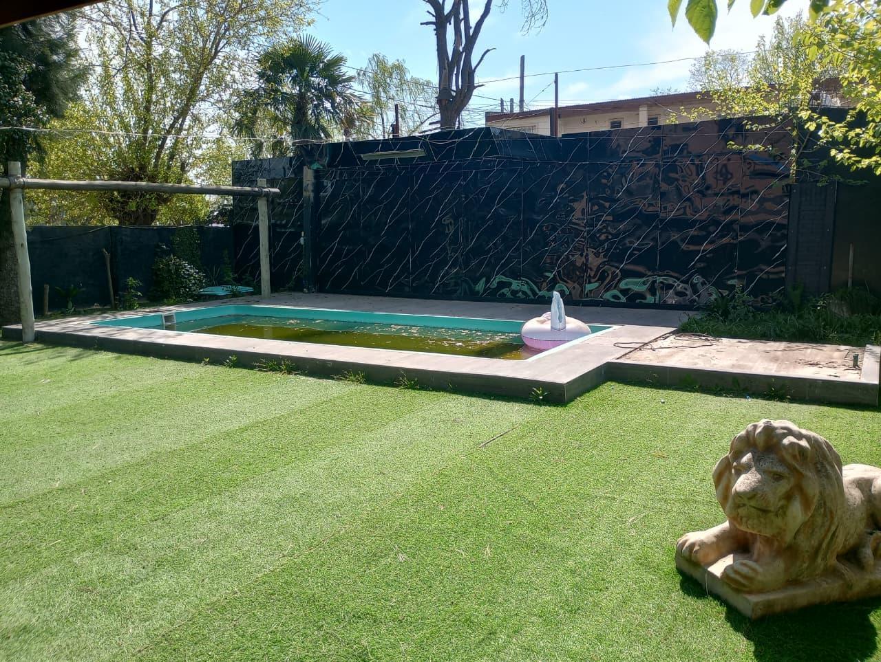Foto de Casa triplex en alquiler en Casuarinas II - Canning, imagen 1