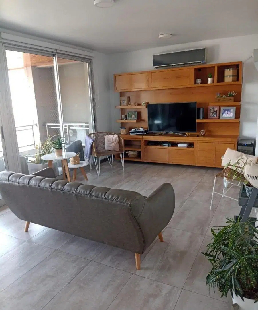 Piso de 4 Ambientes en Alquiler en Quilmes Centro 4