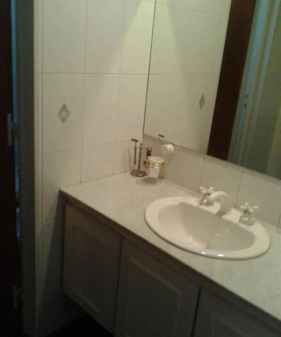 Chalet en Venta y Alquiler en Quilmes Oeste 5