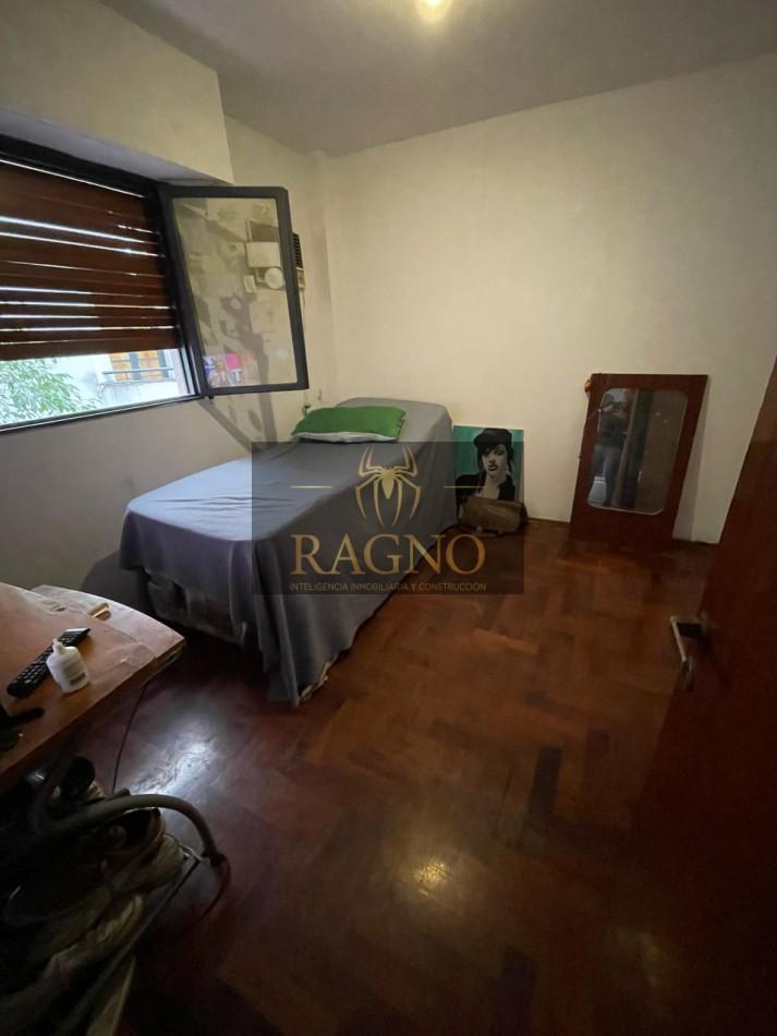 Vendemos Departamento de Dos Dorm., Dos Baños y Dos Balcones en El Barrio General Paz, Av 24 3
