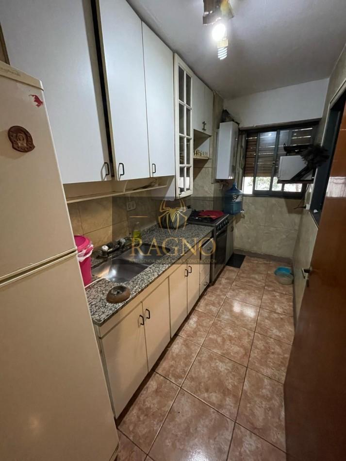 Vendemos Departamento de Dos Dorm., Dos Baños y Dos Balcones en El Barrio General Paz, Av 24 1