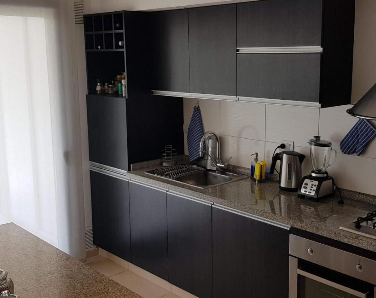Casa en Venta 3 Dorm. Charcras del Norte Zona Spilimbergo 180 m² Cochera Para Dos Autos3 3