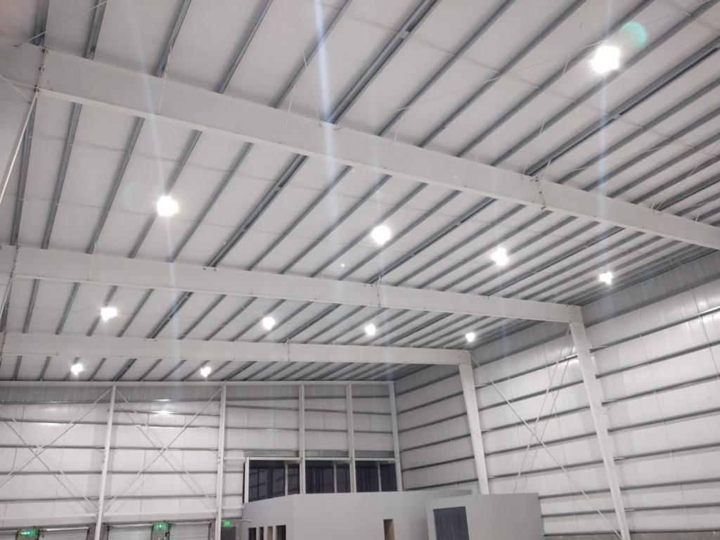 Nave Industrial en Alquiler - Polo Gral Rodriguez