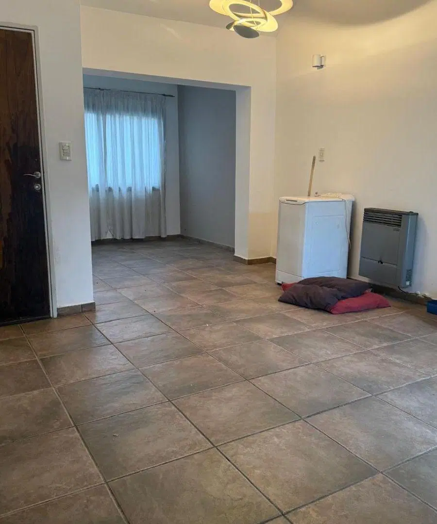 Alquilo casa en Godoy Cruz, zona Las Tortugas, cercanía Puente Olive 5