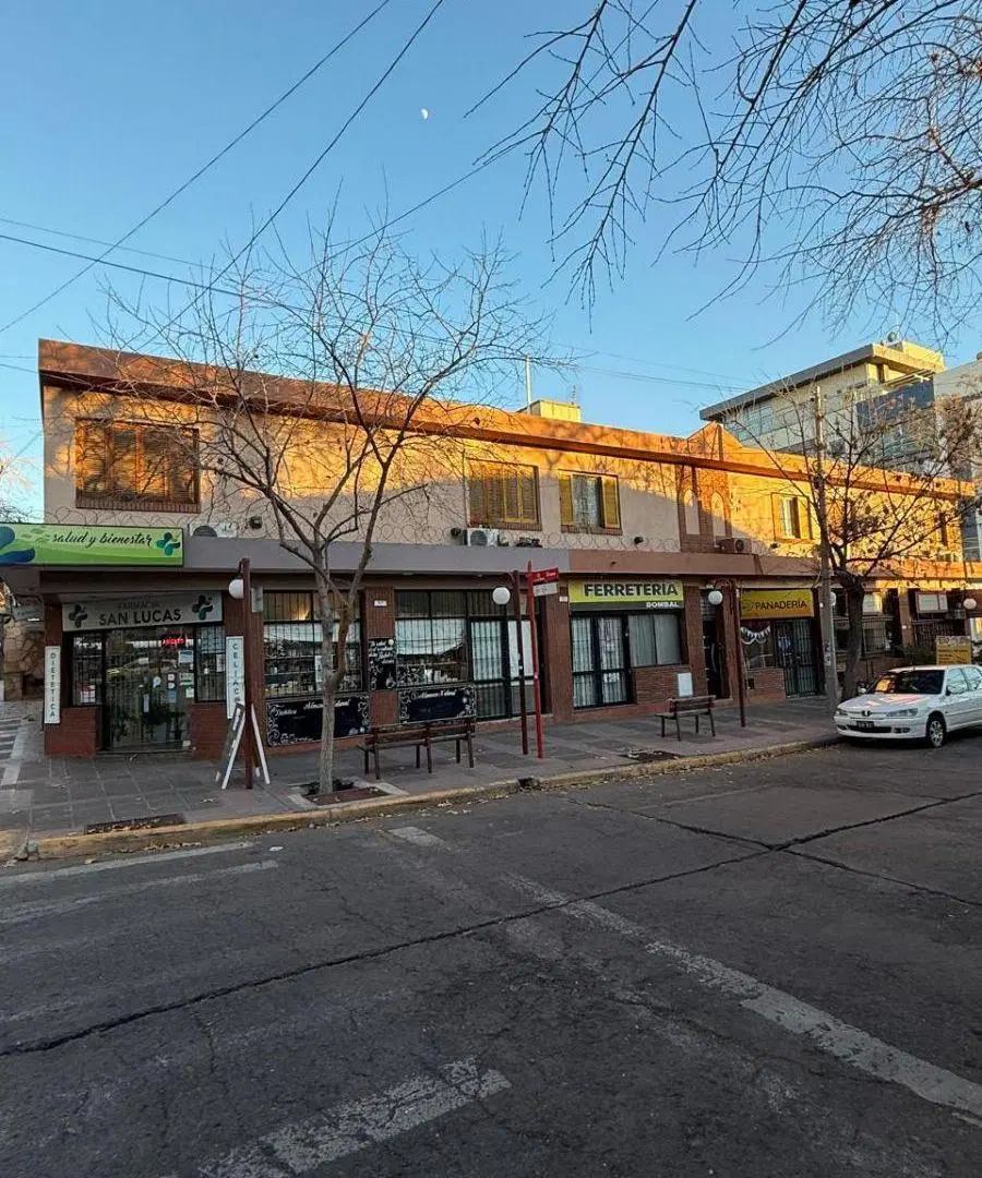 Alquilo departamento B° Bombal Sur 8
