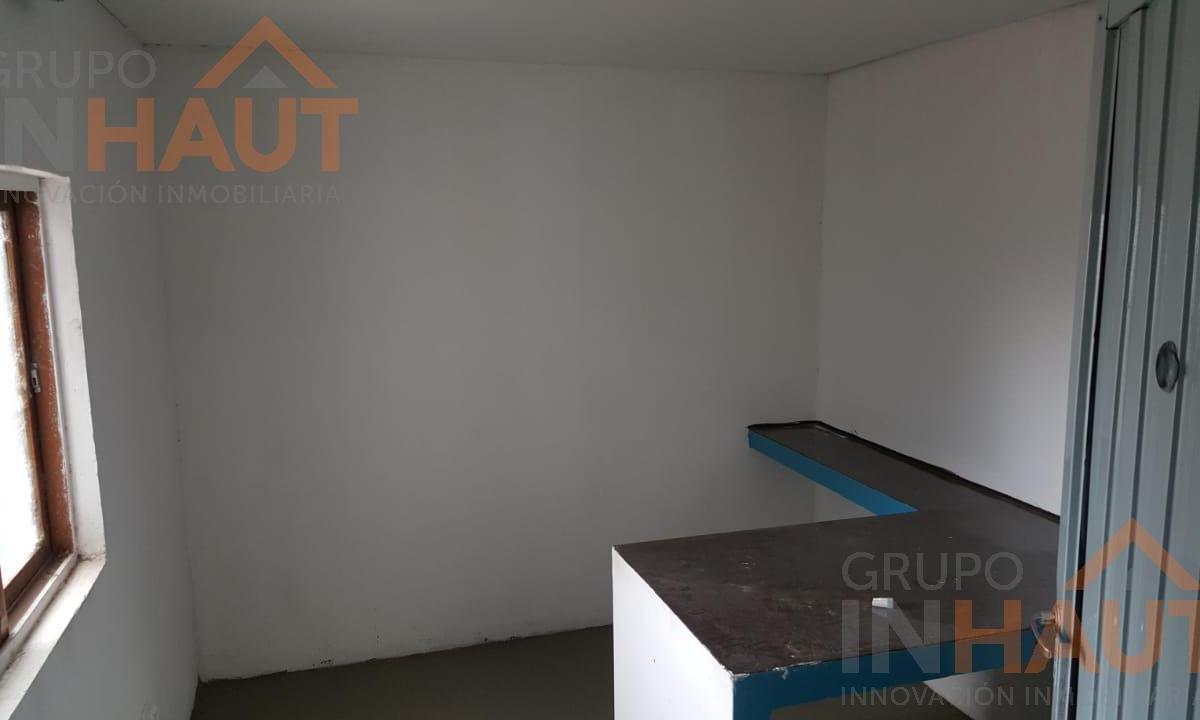 Venta de Galpón + Oficina en Fernandez Oro 1