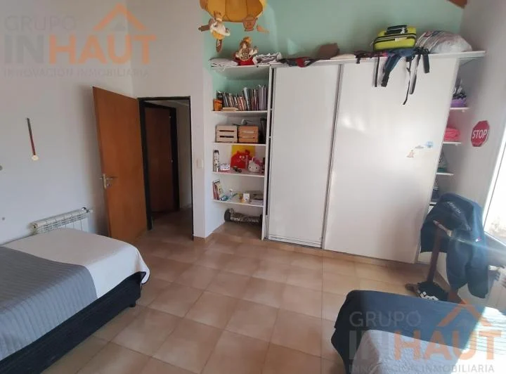 Casa en barrio Los Robles II 5