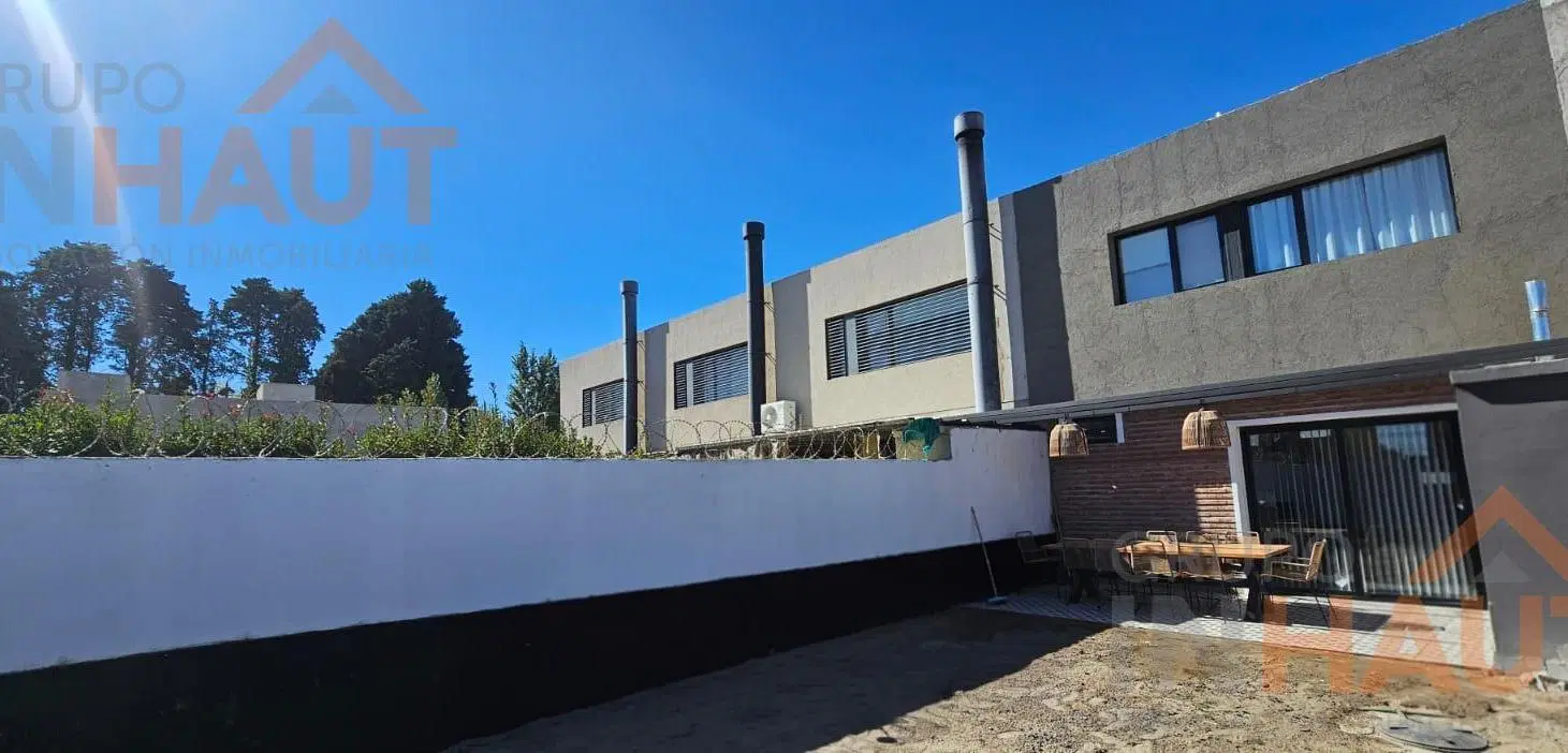 Duplex 3 dormitorios  a estrenar en barrio confluencia 4