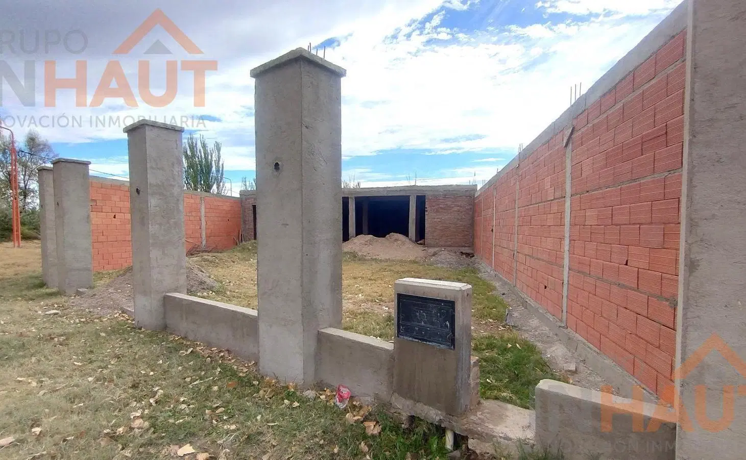 Terreno con mejoras 2
