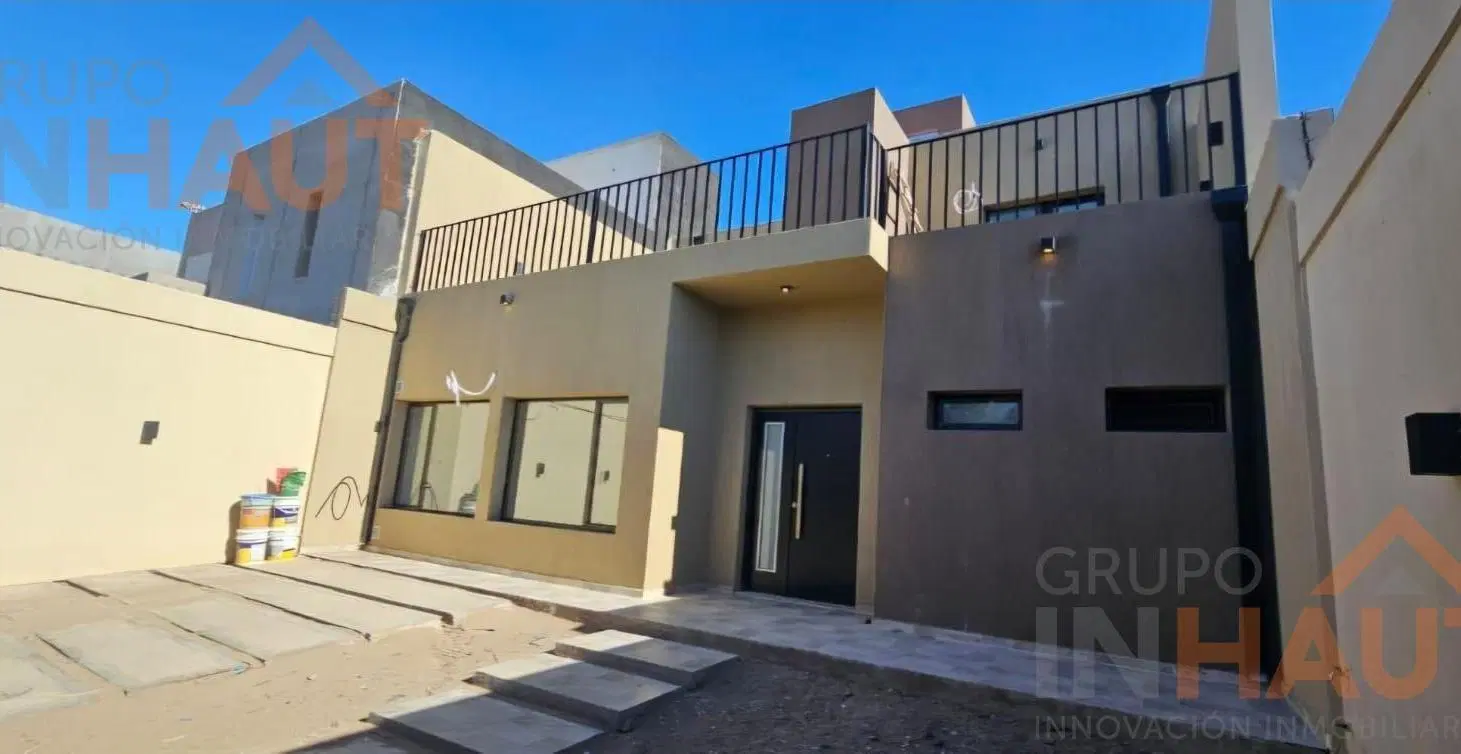 Casa Gerencial a estrenar 3 dormitorios con pileta 5