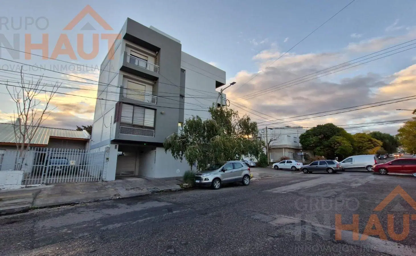 Cochera en Área Centro Oeste 3