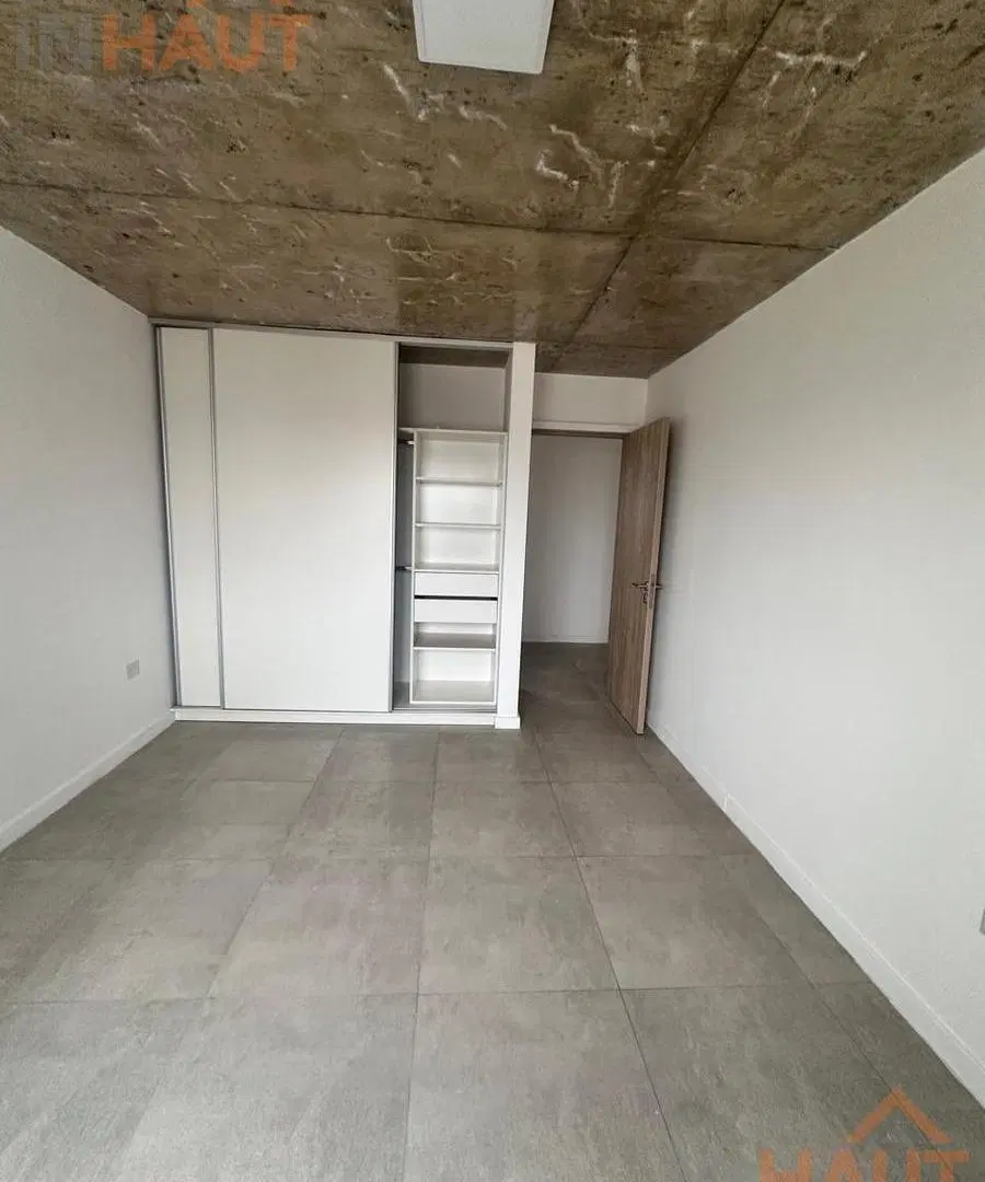 Departamento 1 dormitorio con cochera 2