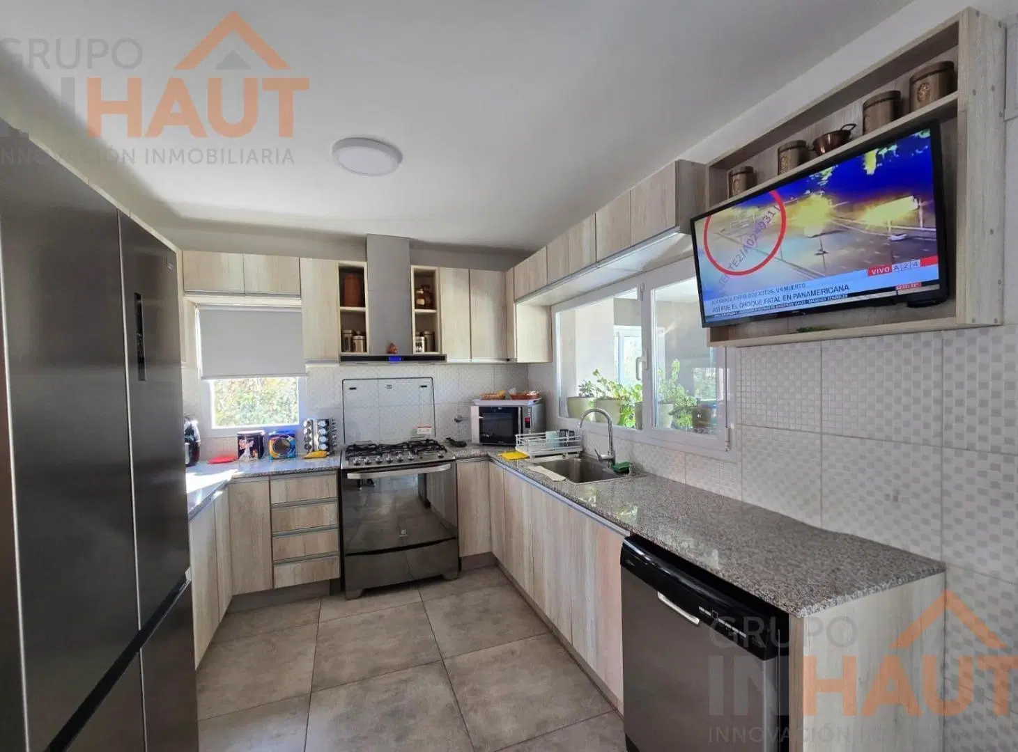 Casa Gerencial en una planta Barrio Privado Costa Serena 5