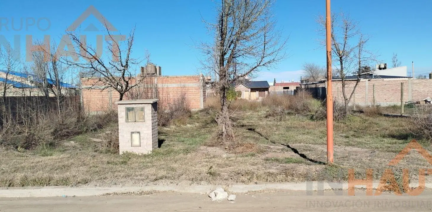 Terreno - Barrio La Eugenia- General Fernandez Oro 3