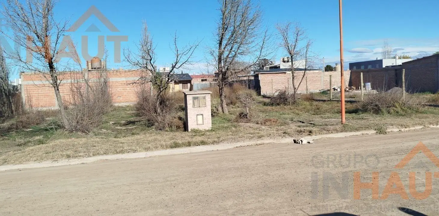 Terreno - Barrio La Eugenia- General Fernandez Oro 4