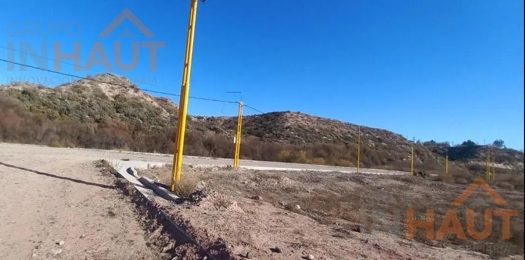 Terreno en Centenario 4