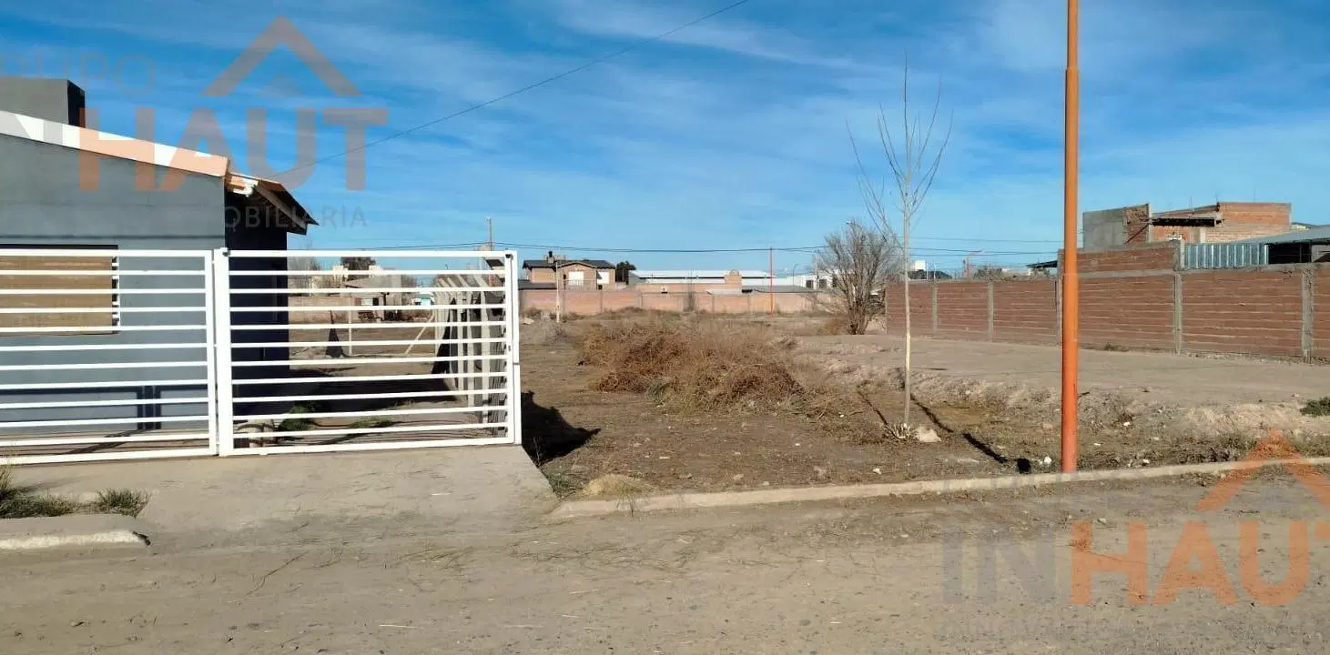 Venta Terreno Barrio Colonia II. General Fernández Oro 3
