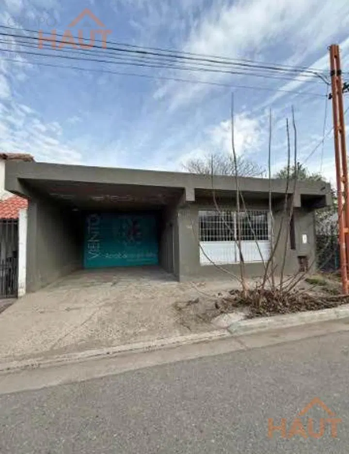 Galpon mas oficina, B° Arévalo, Cipolletti 5