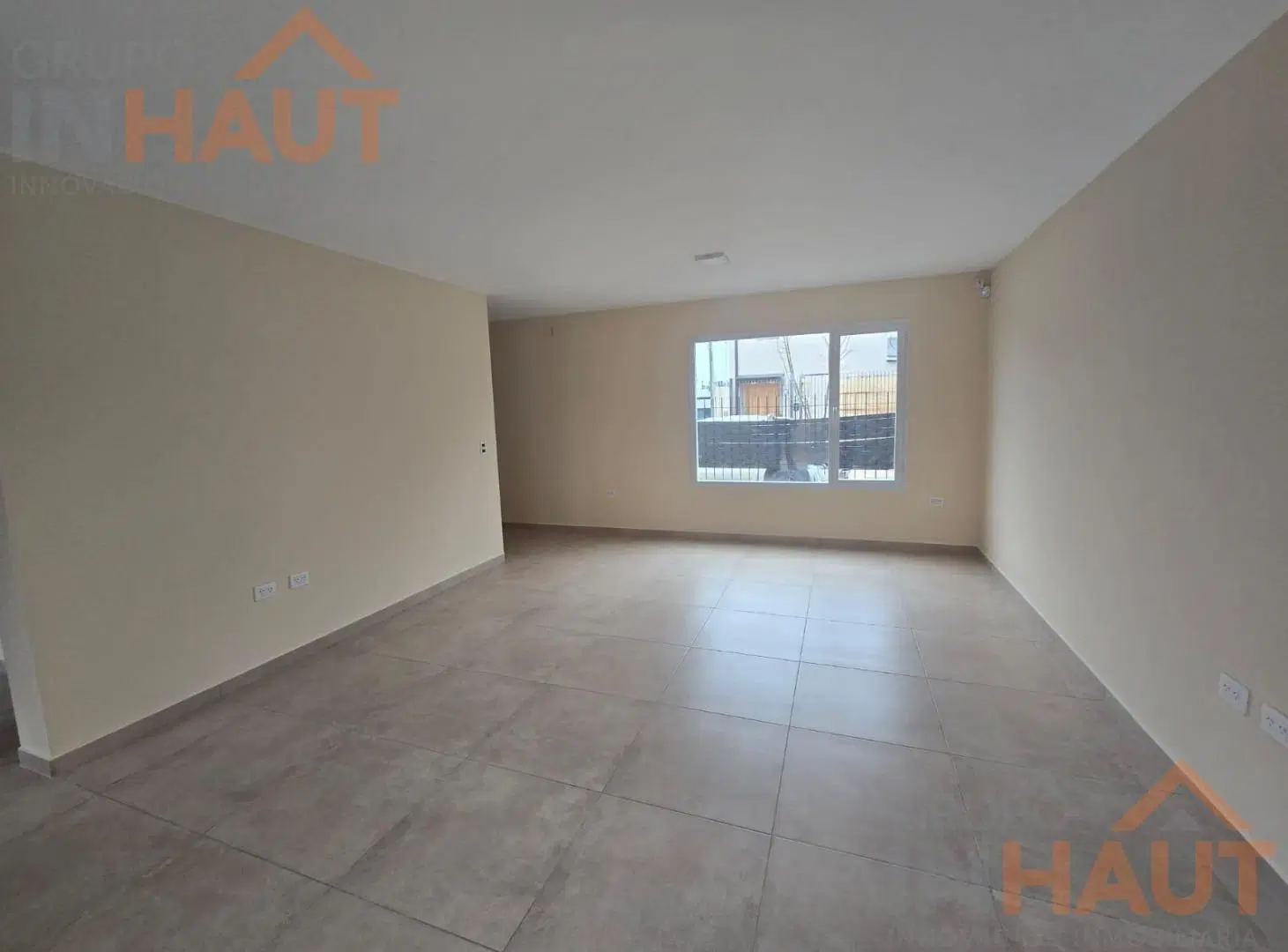 PH en venta en Ayres del Valle 1