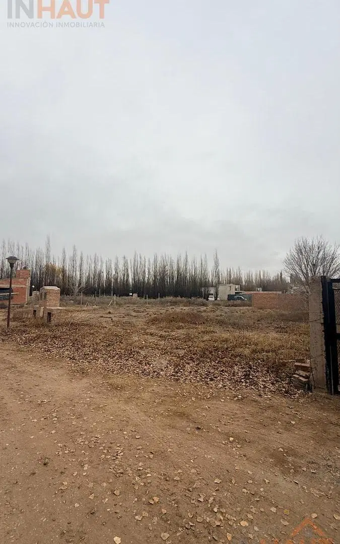 VENTA DE TERRENO EN PLOTTIER 2