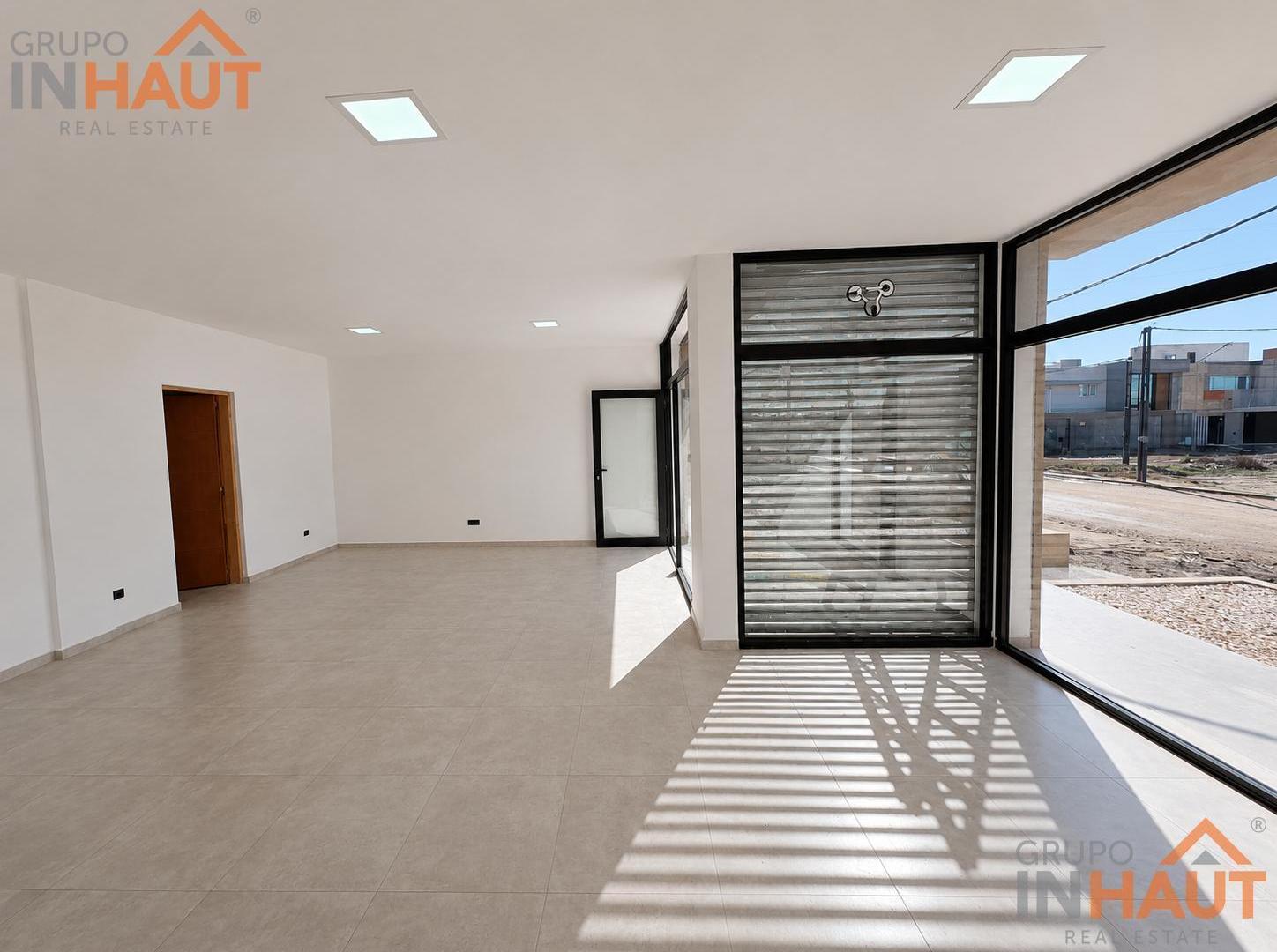 Foto de Local comercial mas Departamento con cochera, imagen 5