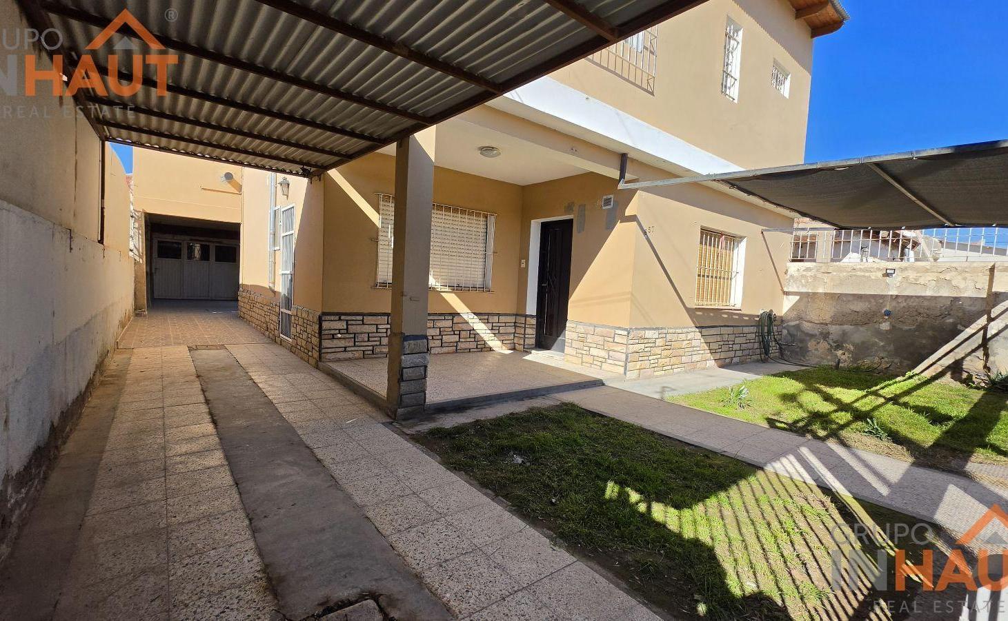 Foto de Casa 4 habitaciones, 220 m2, B. Luis Piedra Buena, Cipolletti, imagen 3