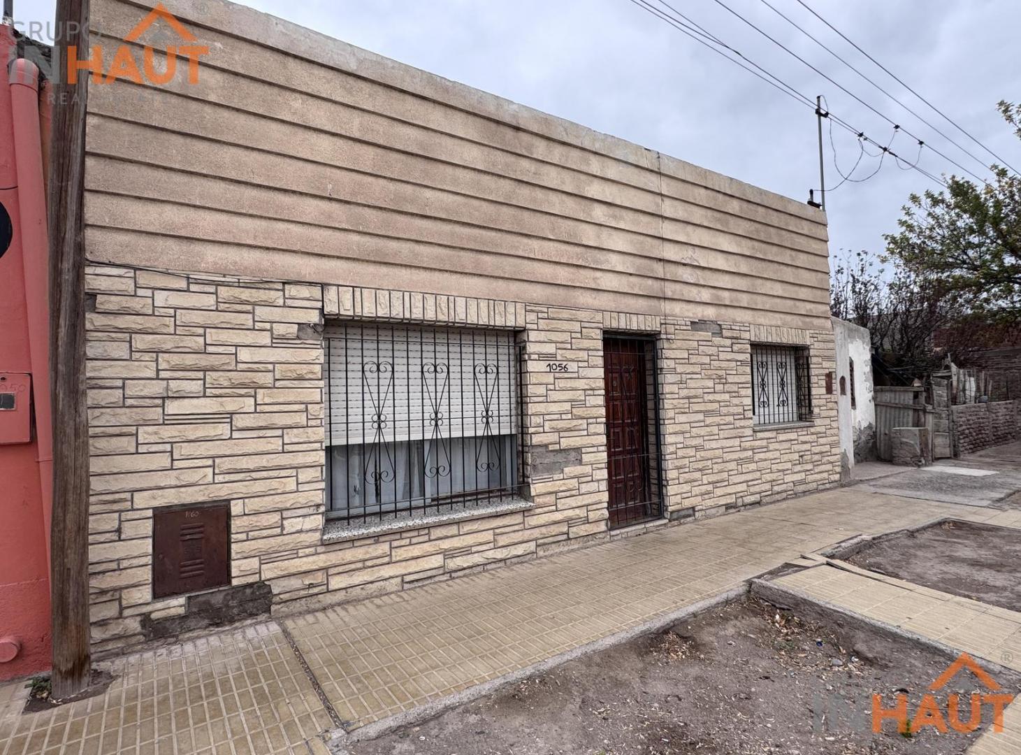 Foto de Casa con departamento en Cipolletti, imagen 3