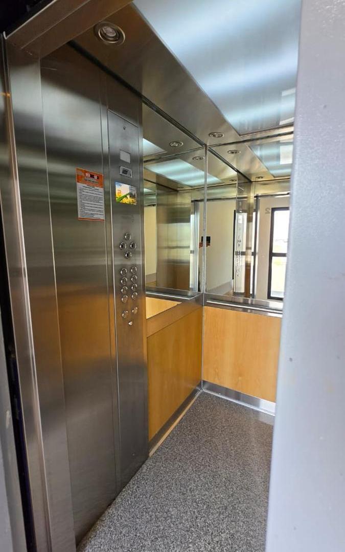 Foto de Departamento de 1 habitación con patio y cochera, Cipolletti, imagen 5