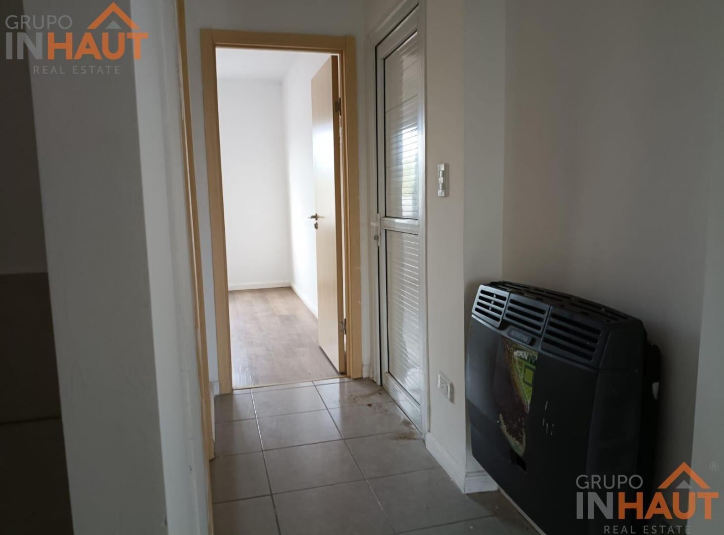 Foto de Casa de dos dormitorios en Alquiler en Cipolletti, imagen 1