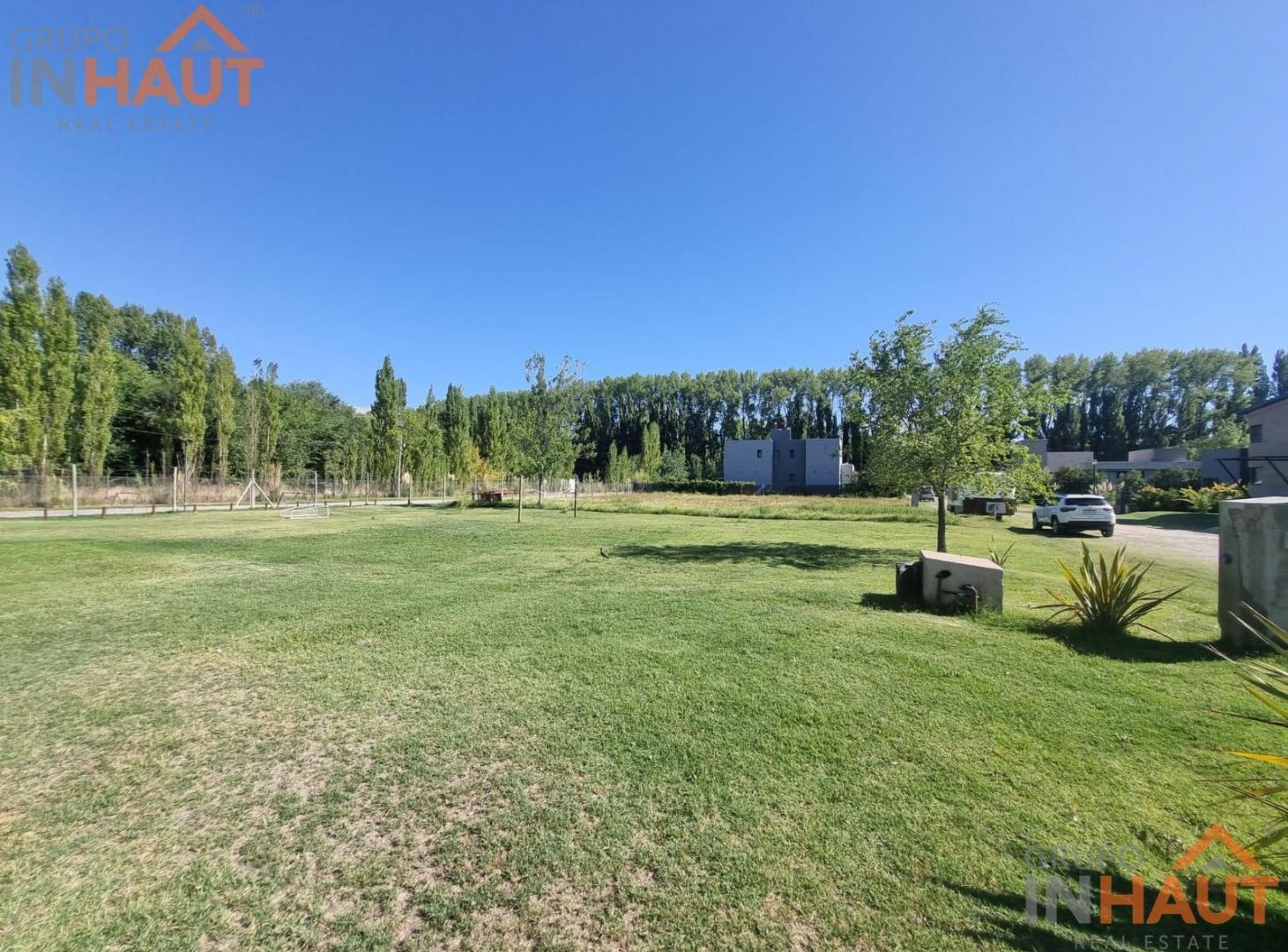 Foto de Terreno en Venta en B° Privado La Castellana, imagen 3