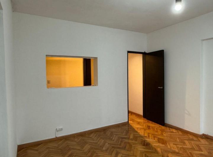 ALQUILER OFICINA MICROCENTRO 2