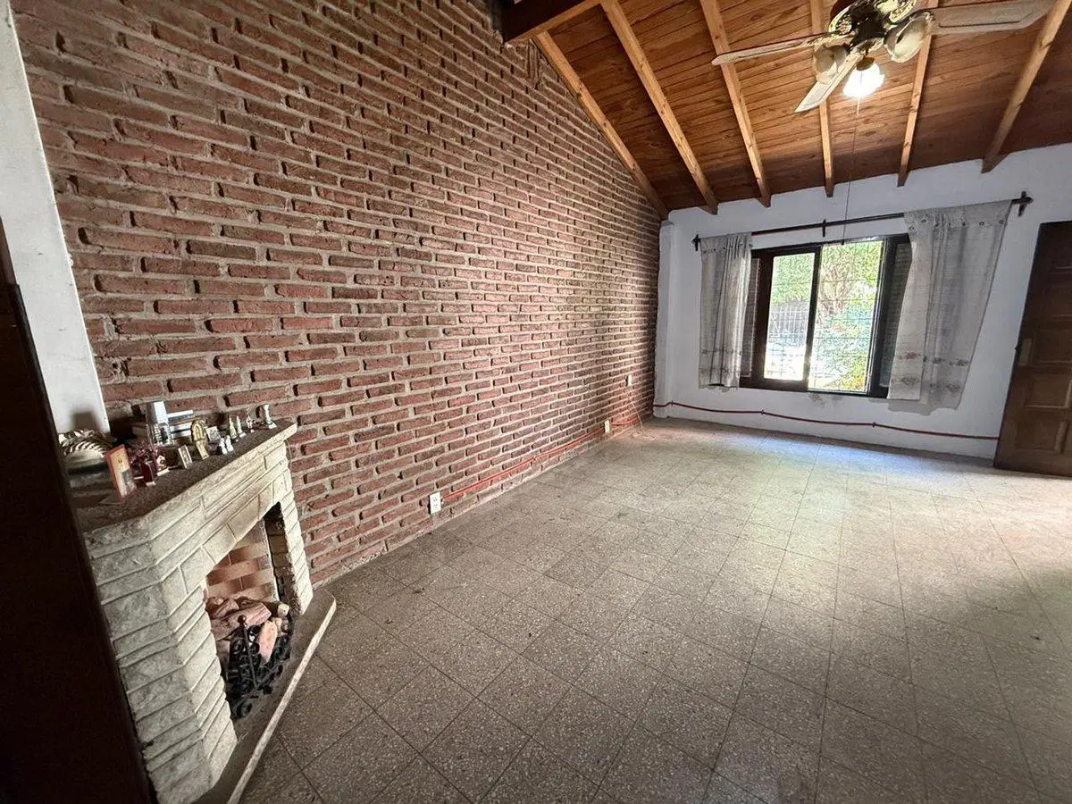 VENTA CASA TIPO LOFT C/ JARDIN Y GARAGE LA TABLADA 4