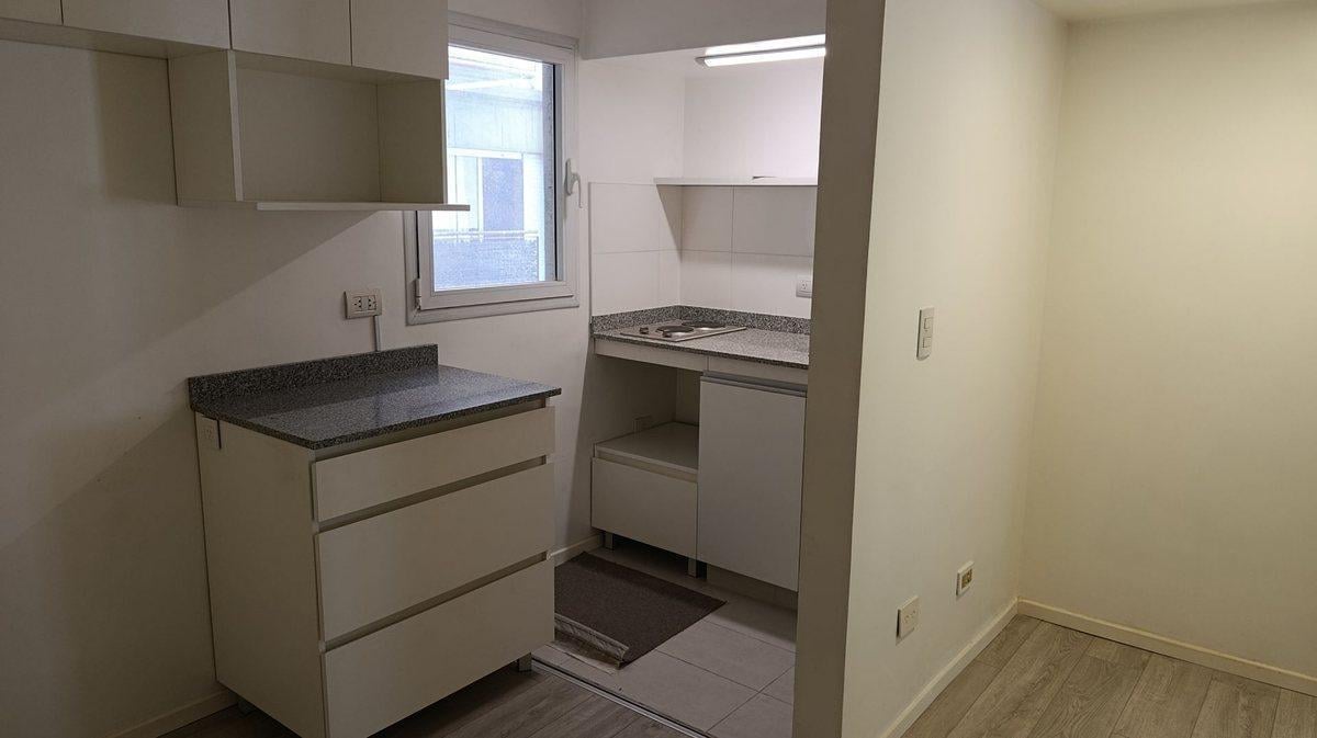 DEPARTAMENTO ALQUILER 3 AMB 80 m2 COCHERA  BAULERA