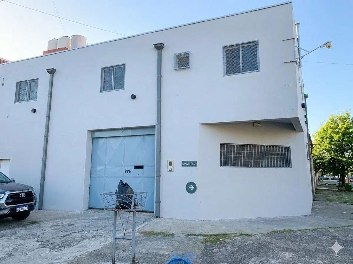 VENTA  DEPARTAMENTO  CON LOCAL 2