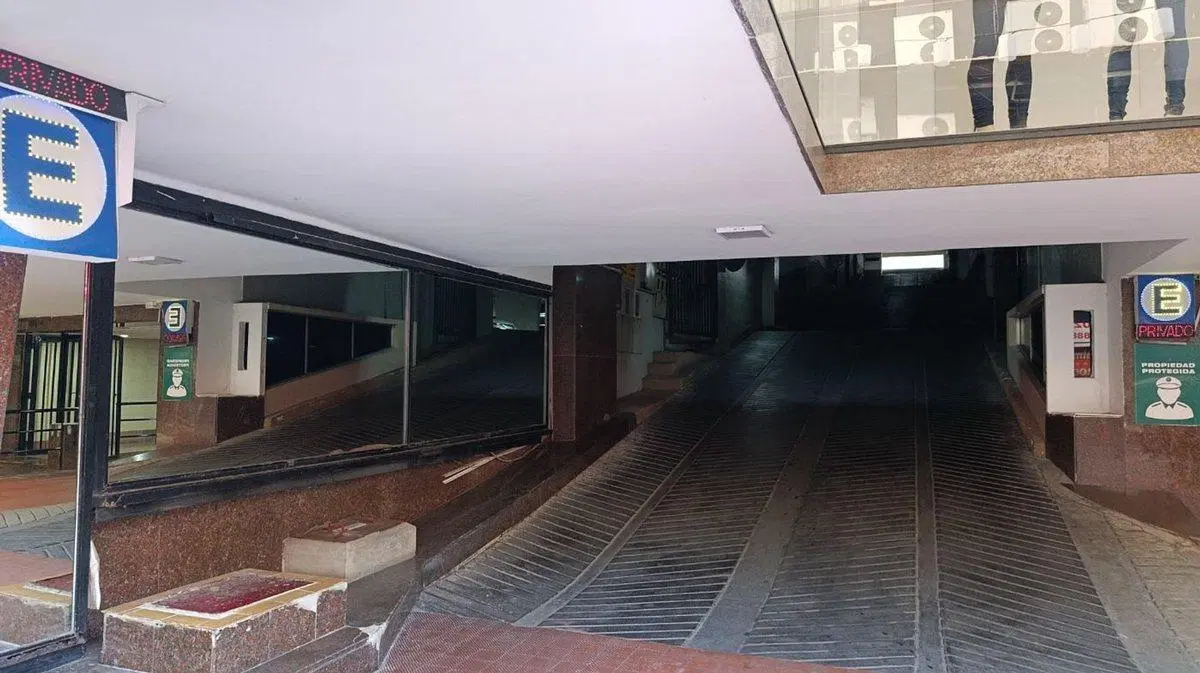 VENTA COCHERA 13 M2 -  MICROCENTRO 3
